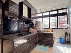 Blk 428 Hougang Avenue 6 (Hougang), HDB Executive #475161951